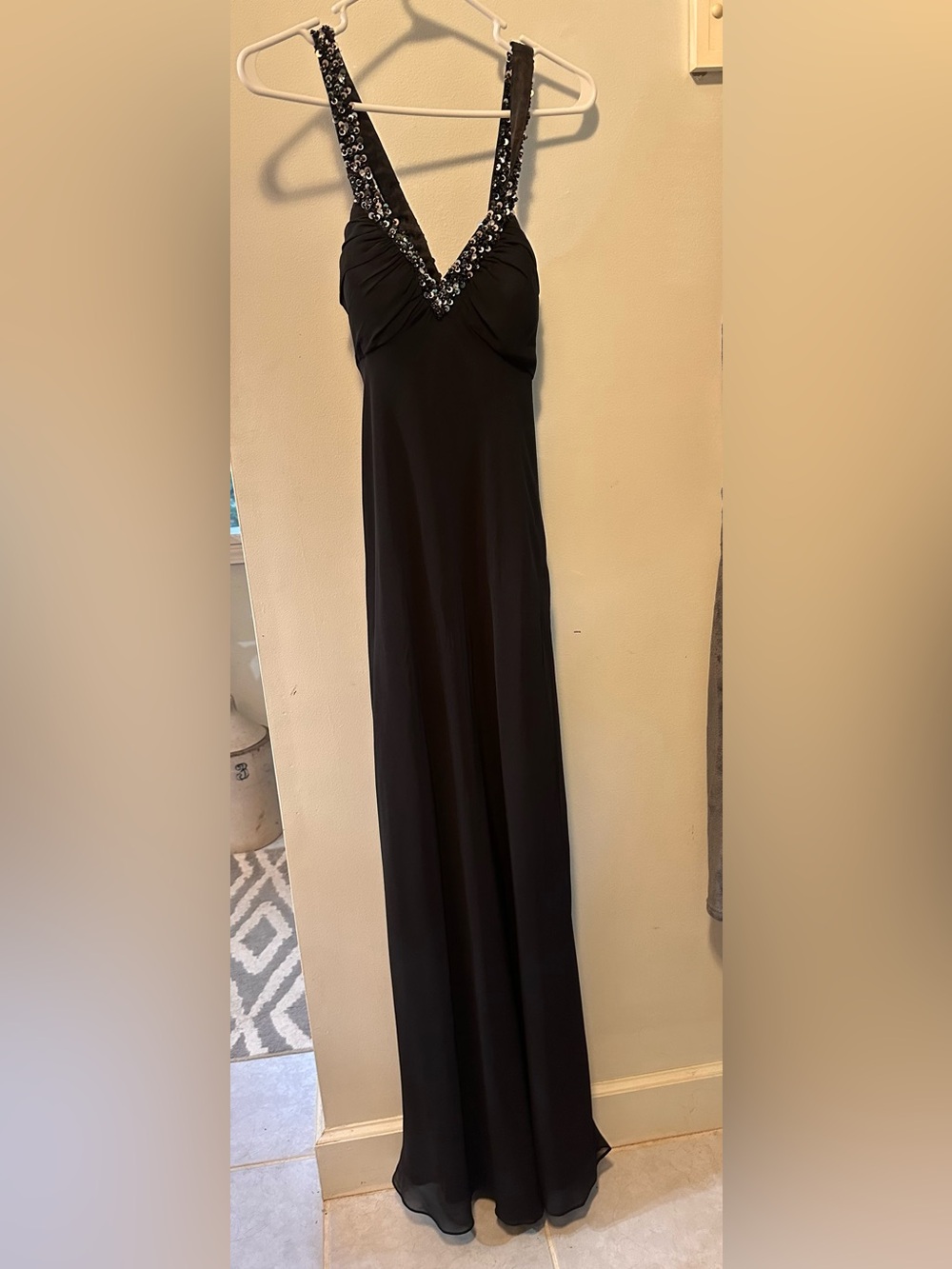 Stunning black embellished gown for prom/ homecoming size 6